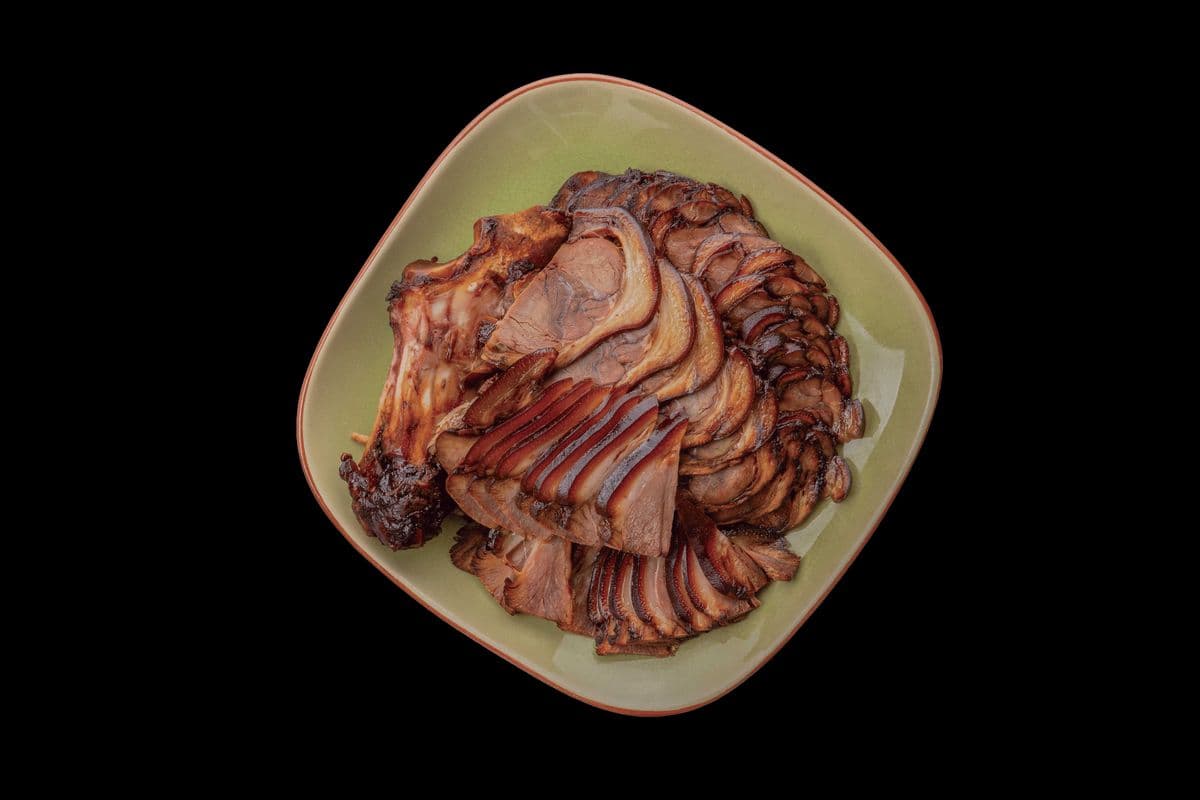 22. 족발 Jokbal(Soy-Braised Pork Hock)