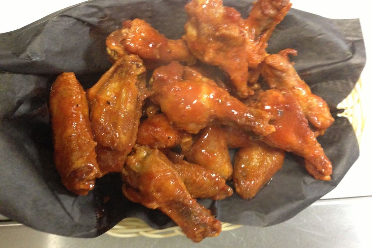 Dan and Danielle's Favourite Wings (1lb)