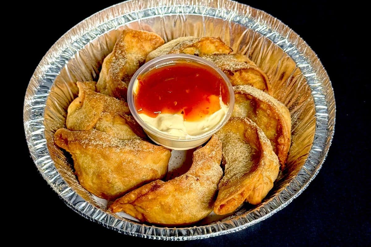 Fried Veg Momos (8 pcs)