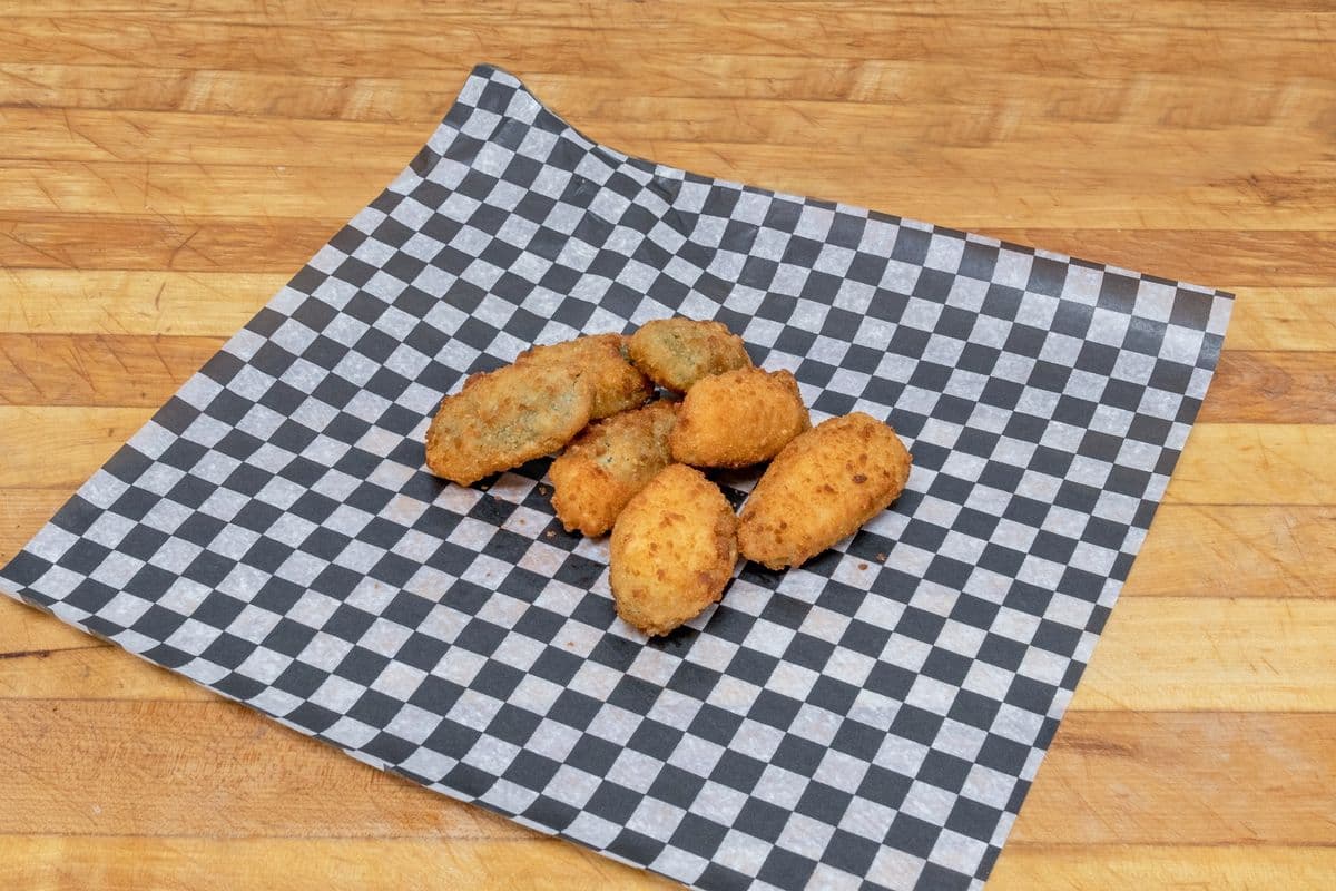 Jalapeno Poppers (8 pcs)