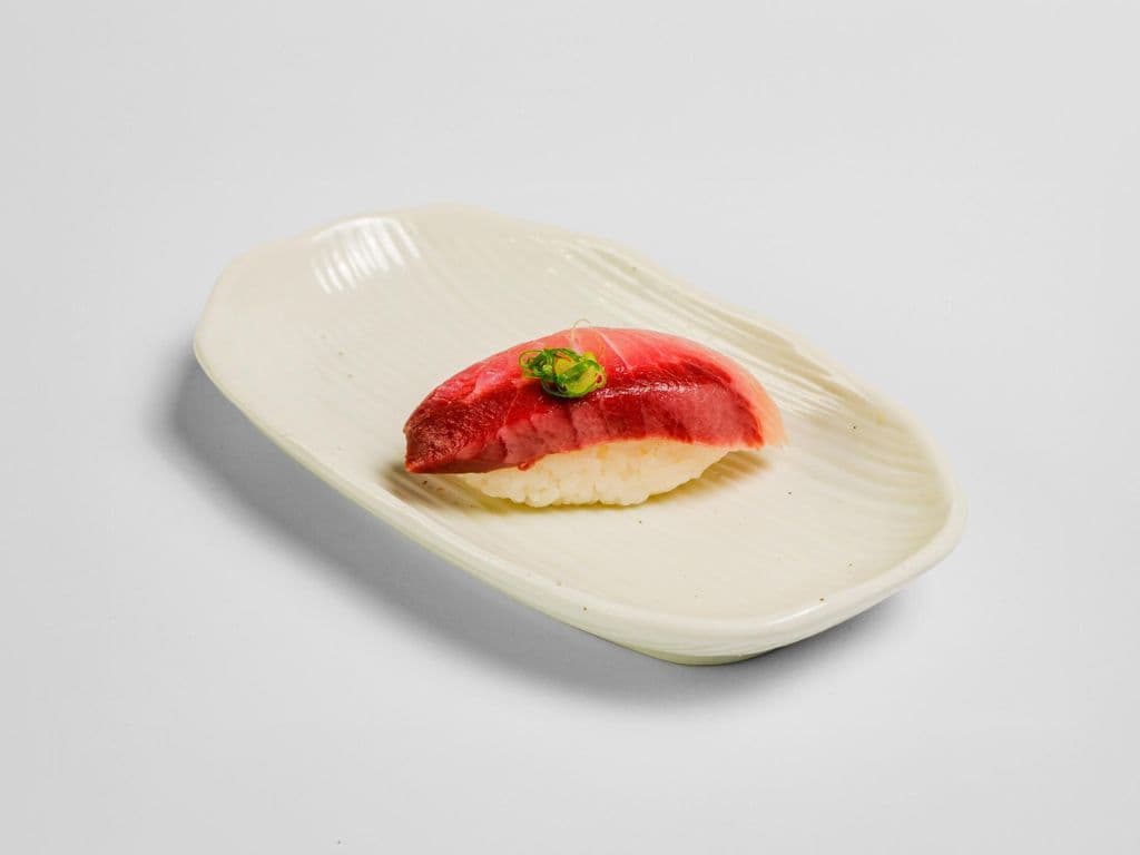 Hamachi Nigiri