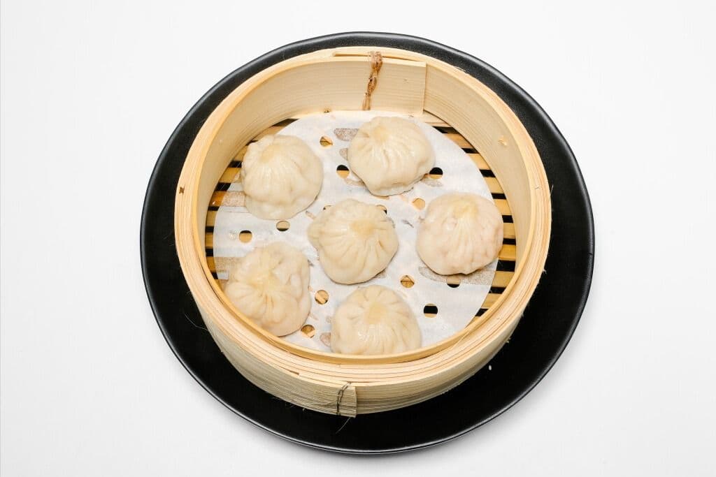 D1. "Xiao long bao" Shanghai Dumplings - 上海小籠包