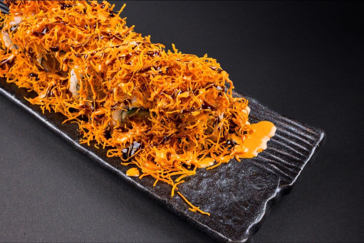 Cheetos Roll (8 Pieces)
