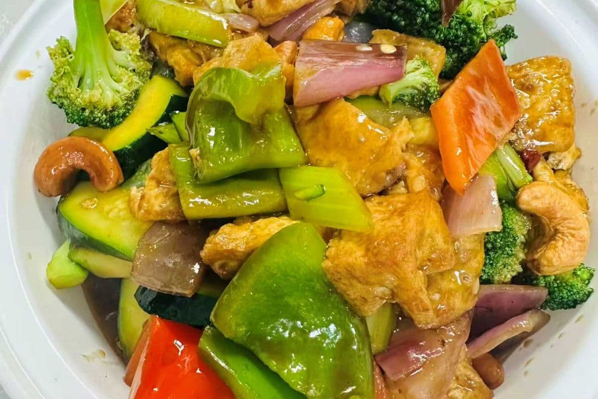 K8 Orange Cashew Tofu with Mix Vegetable (Spicy)