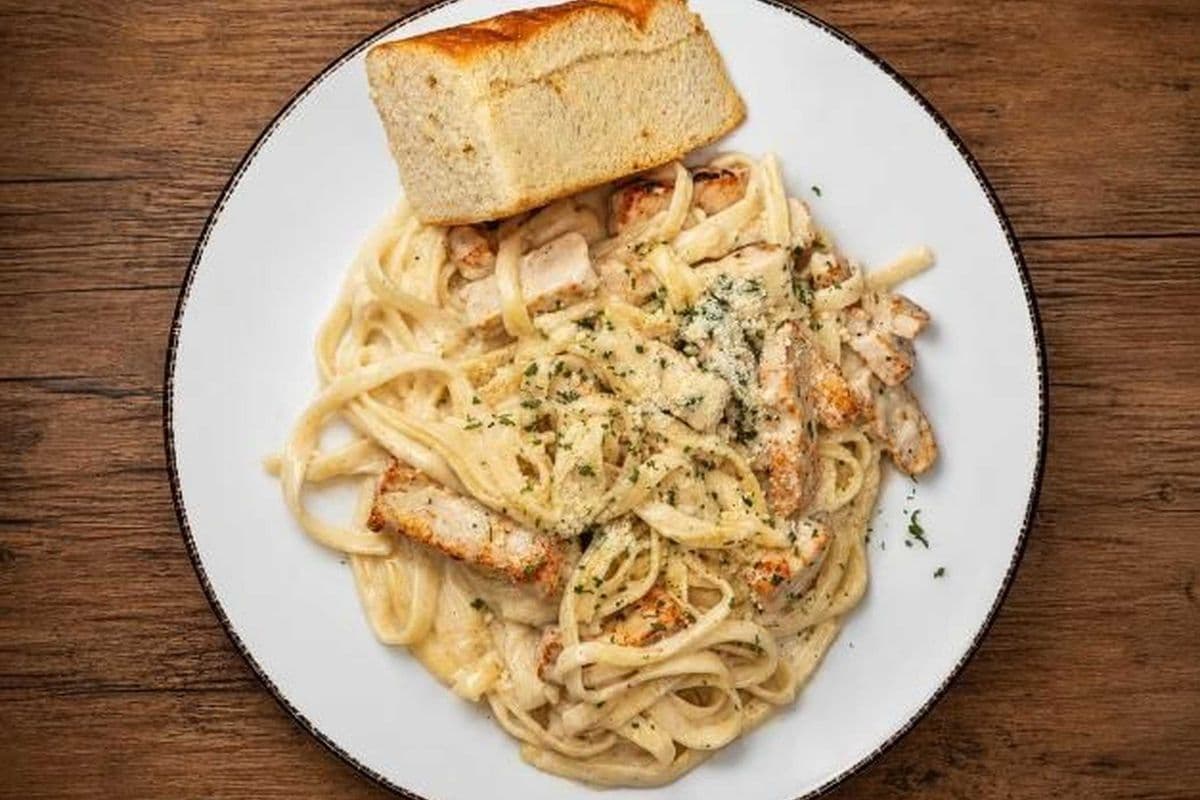 Chicken Peppercorn Fettuccine Alfredo