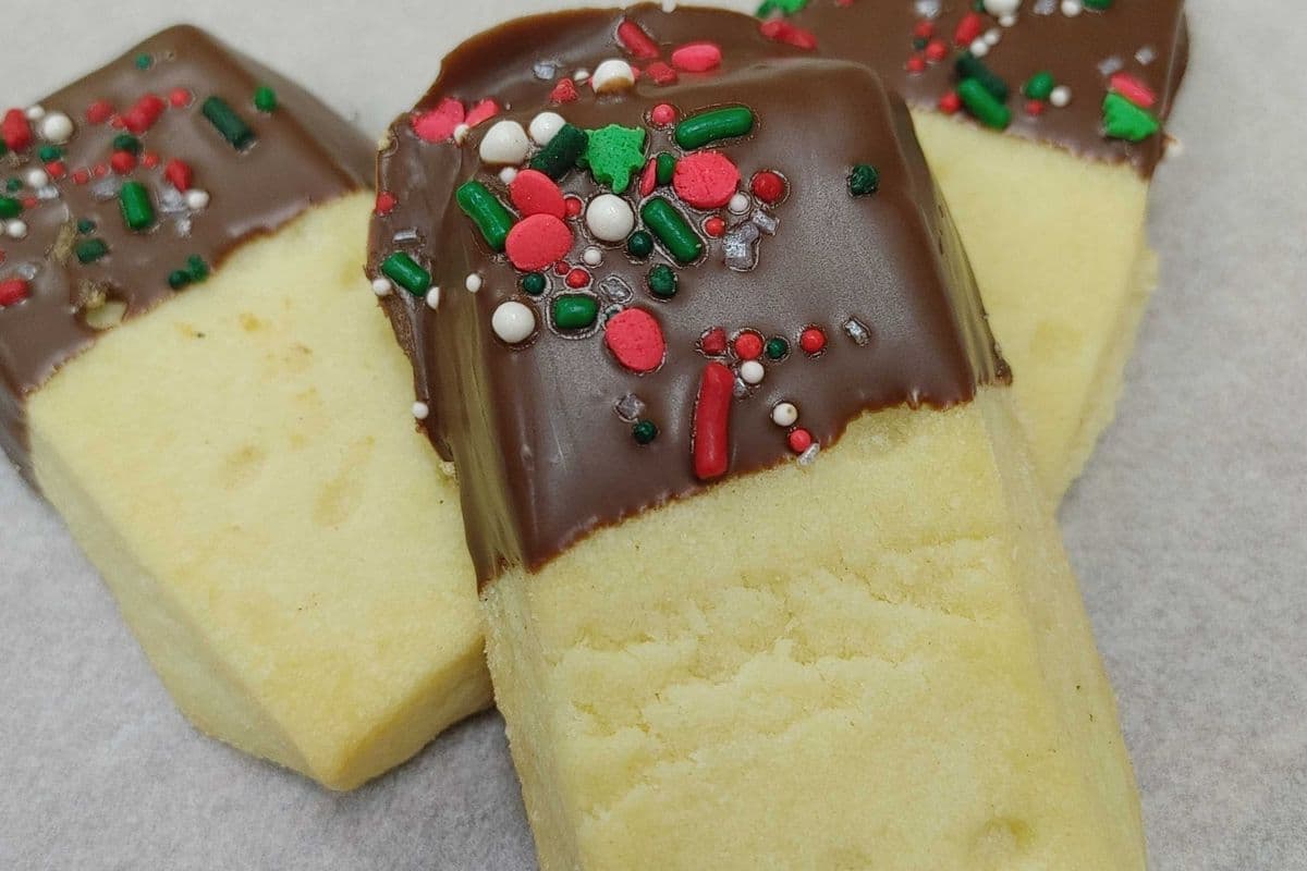 Chocolate-Dipped Finger Shortbread Cookie