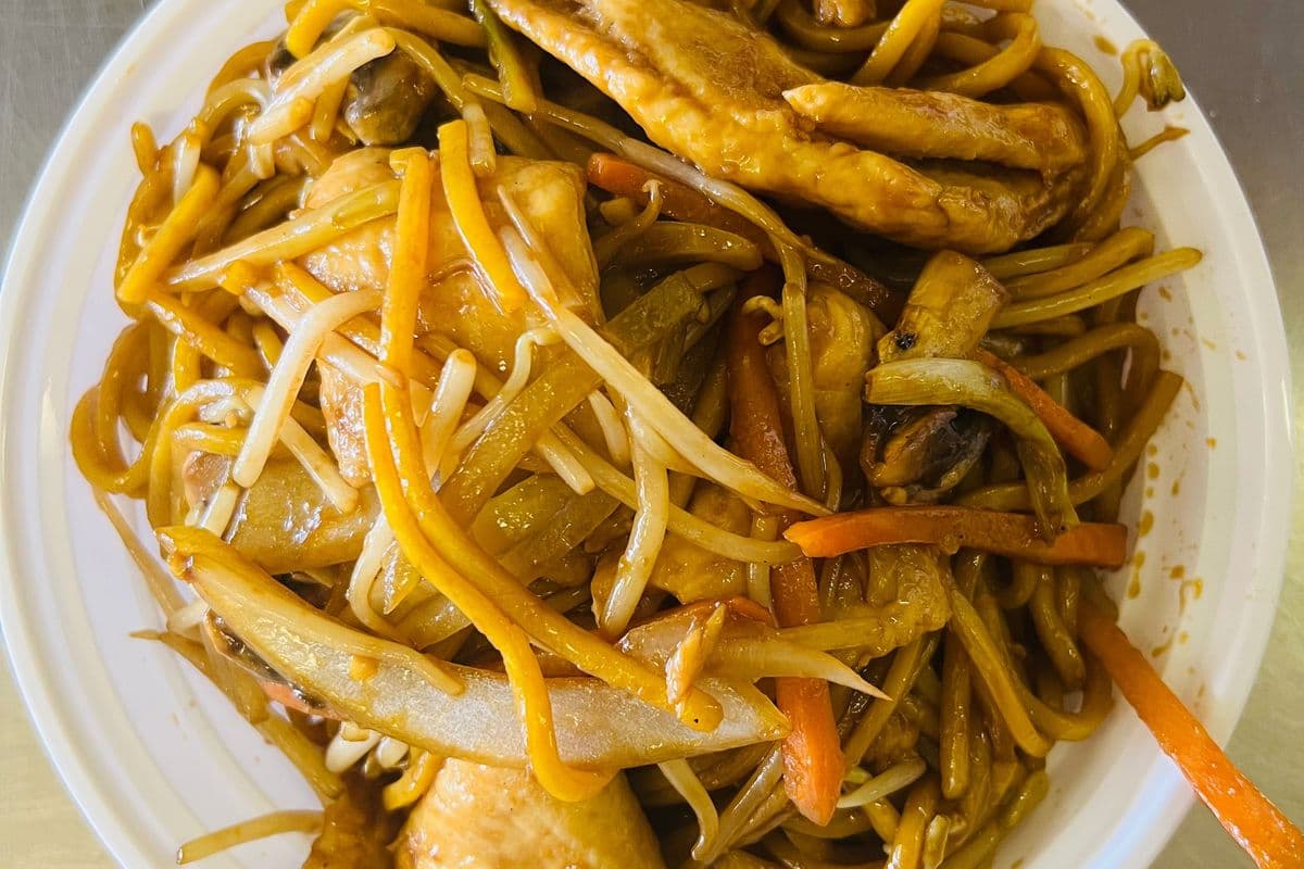 Chicken Lo Mein 鸡捞面