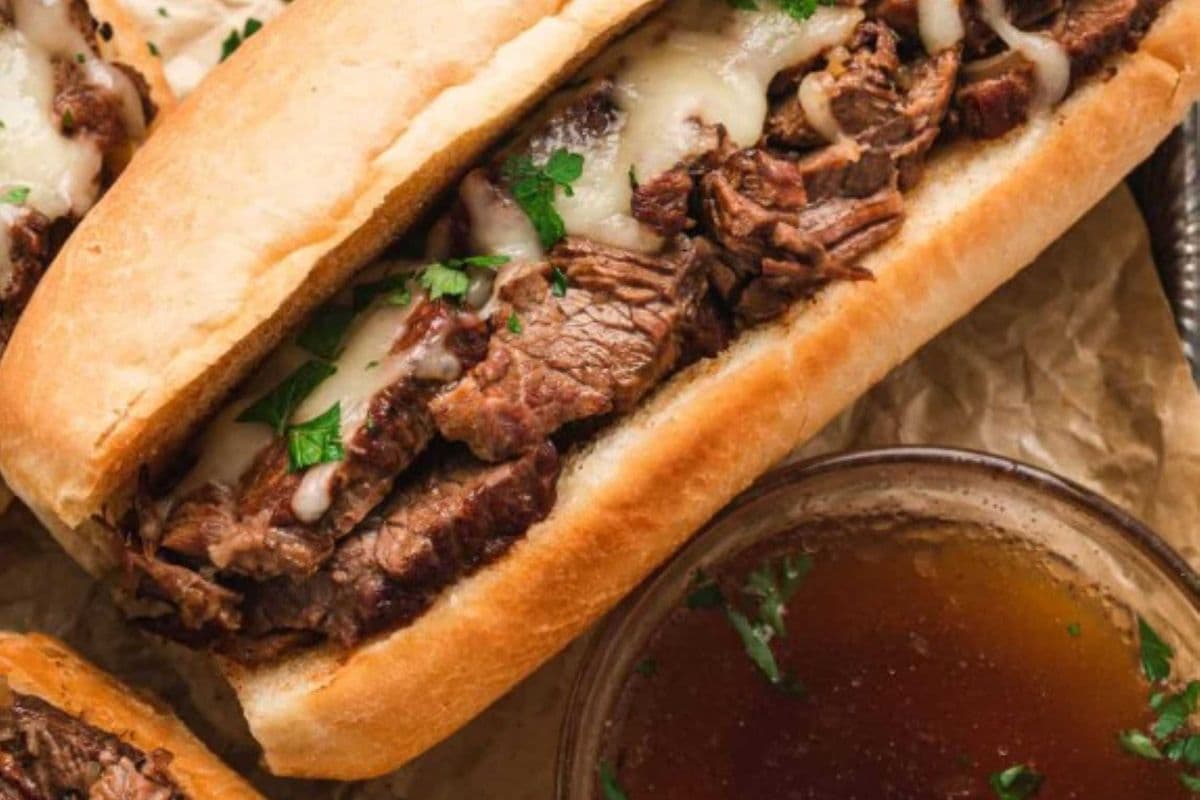 Prime rib beef dip