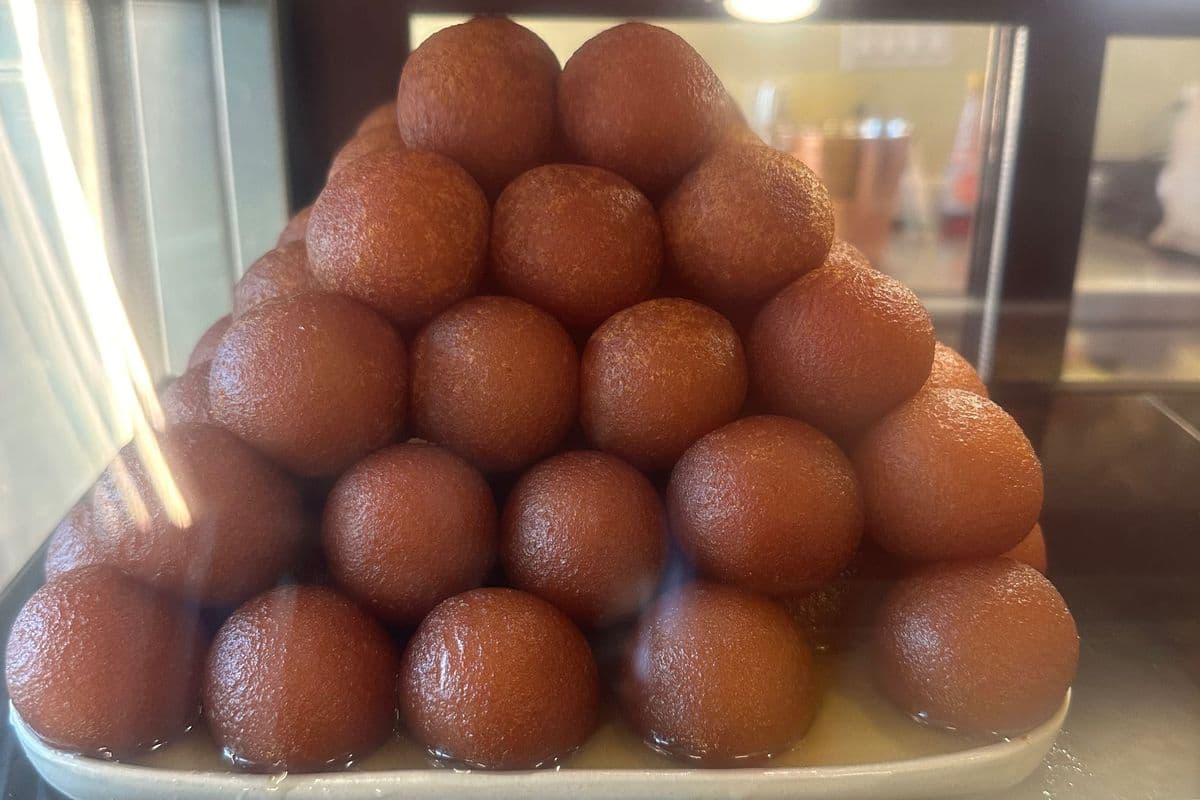 Gulab jamun 1 pound (1 pound )