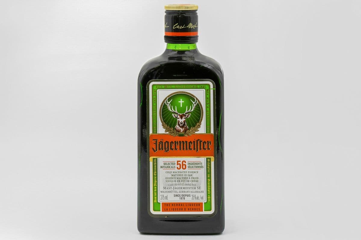 JAGERMEISTER 375ML (1 x 375ML)
