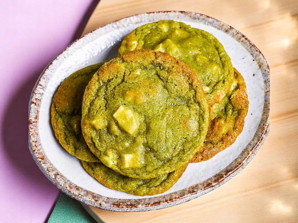 COOKIES -  MATCHA WHITE CHOCO (2 pieces )