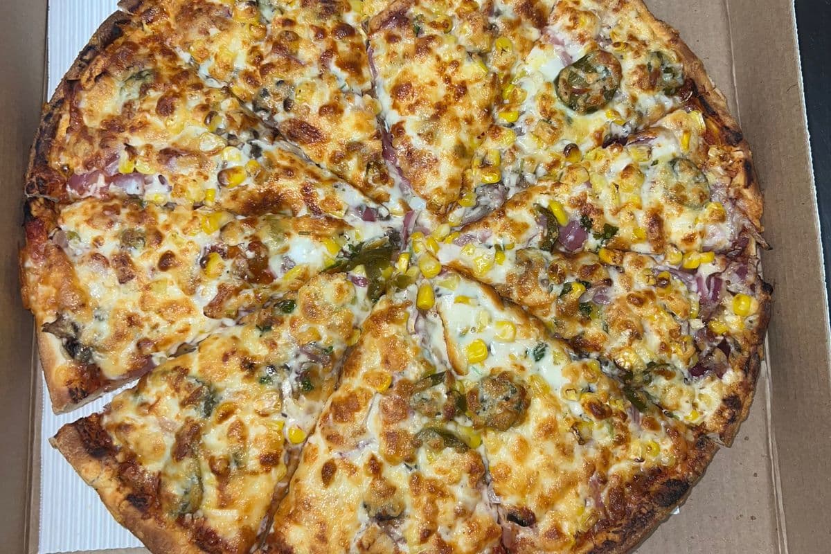 Small Sweet and Spicy Pizza