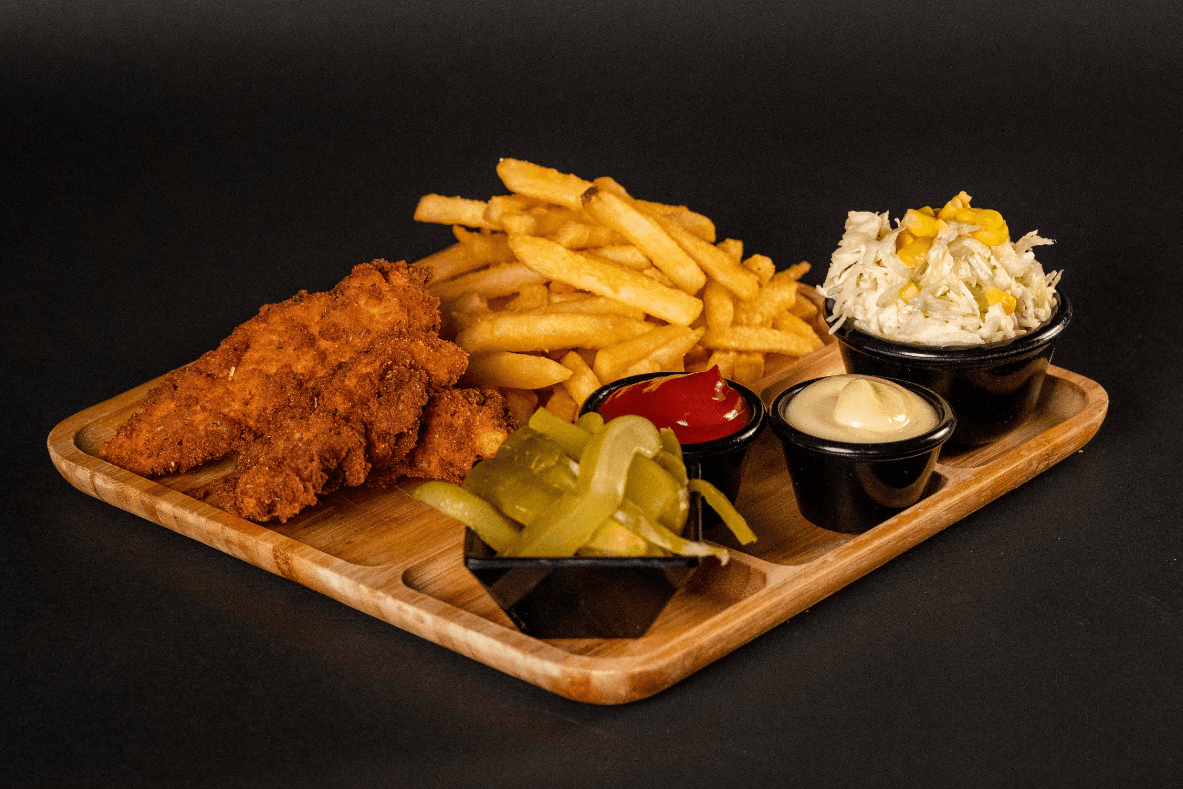 Assiette d'Escalope au Poulet / Chicken Cutlet Platter