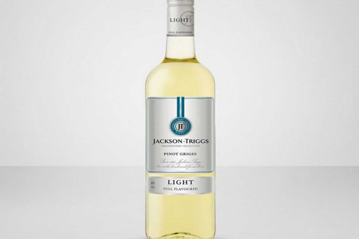 JACKSON TRIGGS LIGHT PINOT GRIGIO (1 x 750ML)