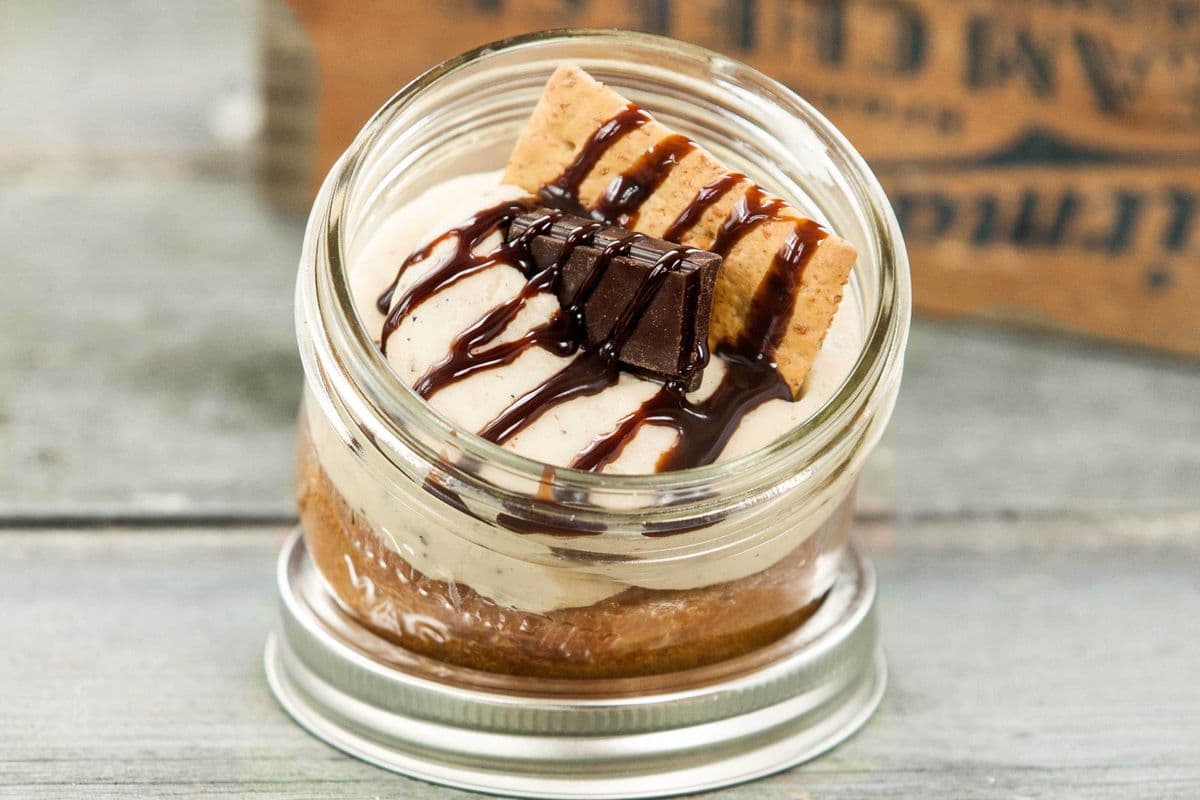 Duo of Jarcakes