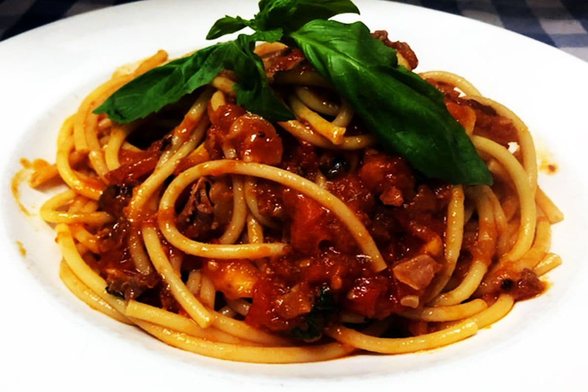 Bucatini alla Zia Elvira