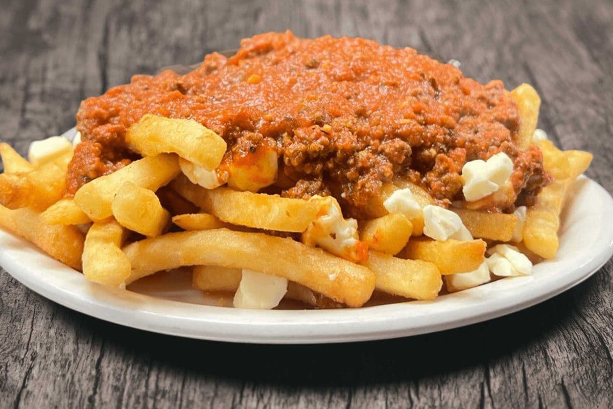 Poutine italienne grande / Large Italian Poutine