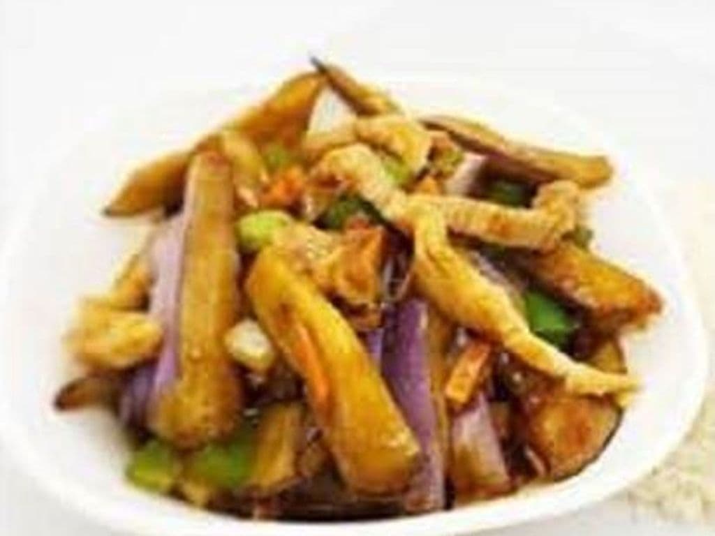 9. Spicy Eggplant (Pork)