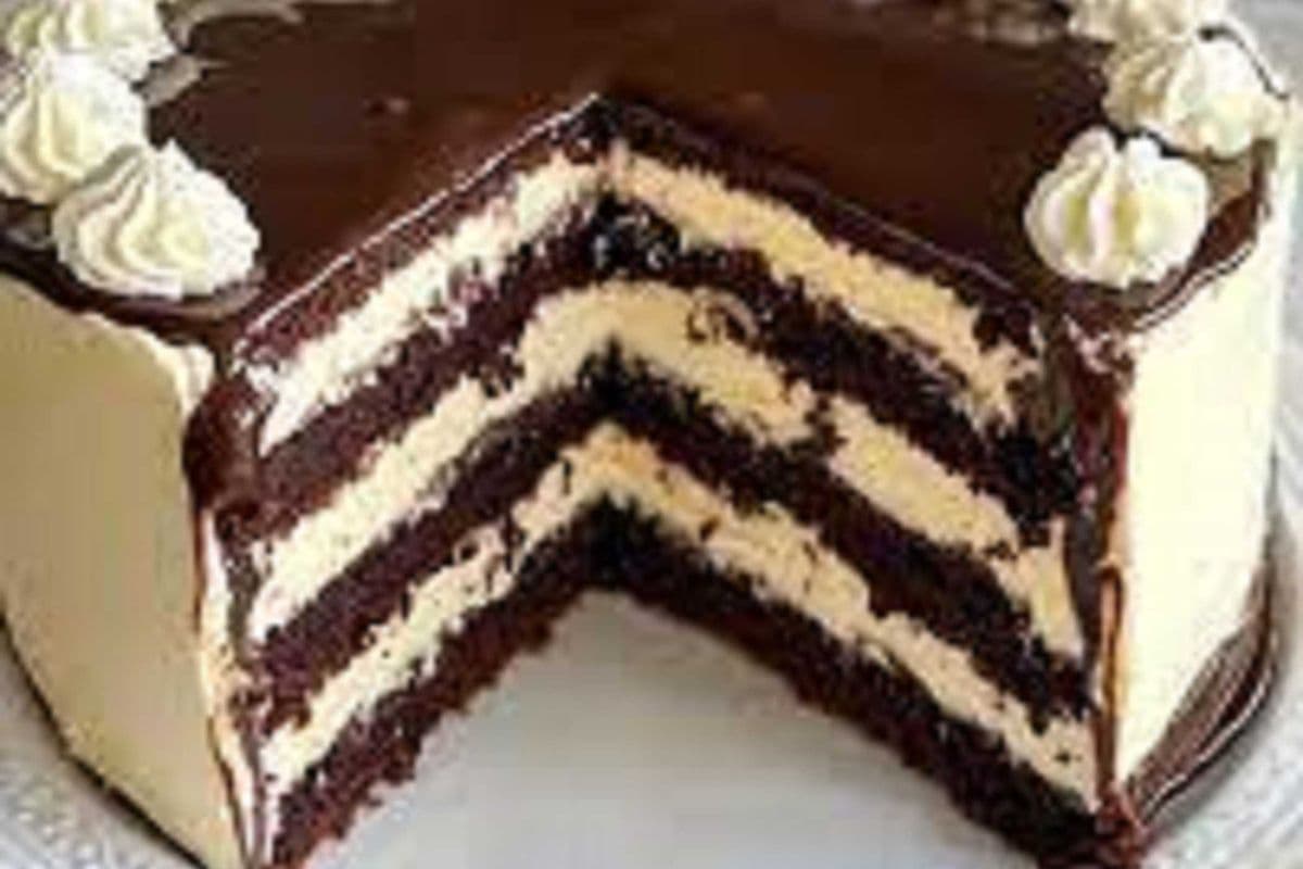7" tuxedo cake