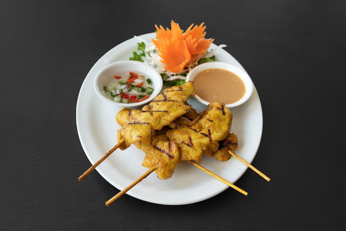 8. Satay Gai (4 pcs)