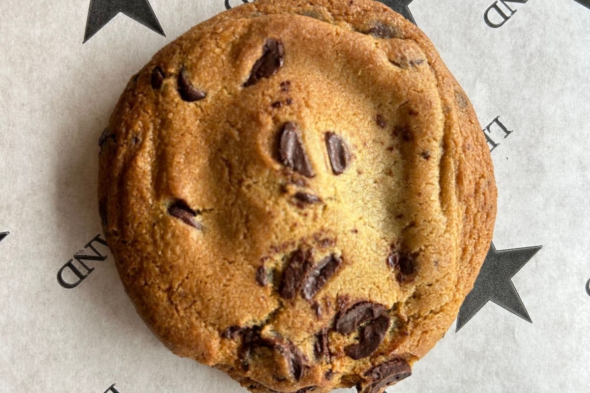 Chocolate Chip Cookie