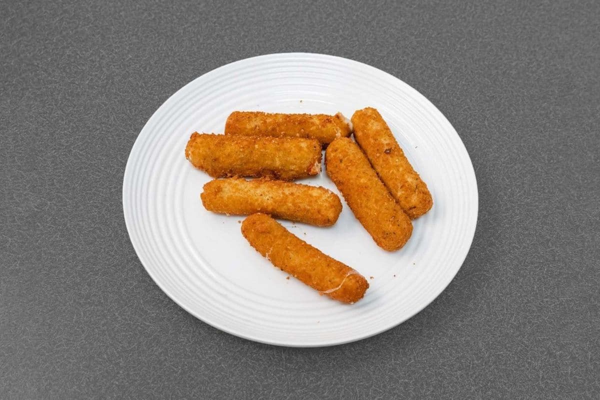 Mozzarella Sticks (330 Cal)