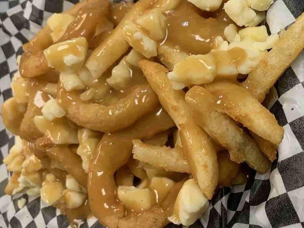 Lg Poutine