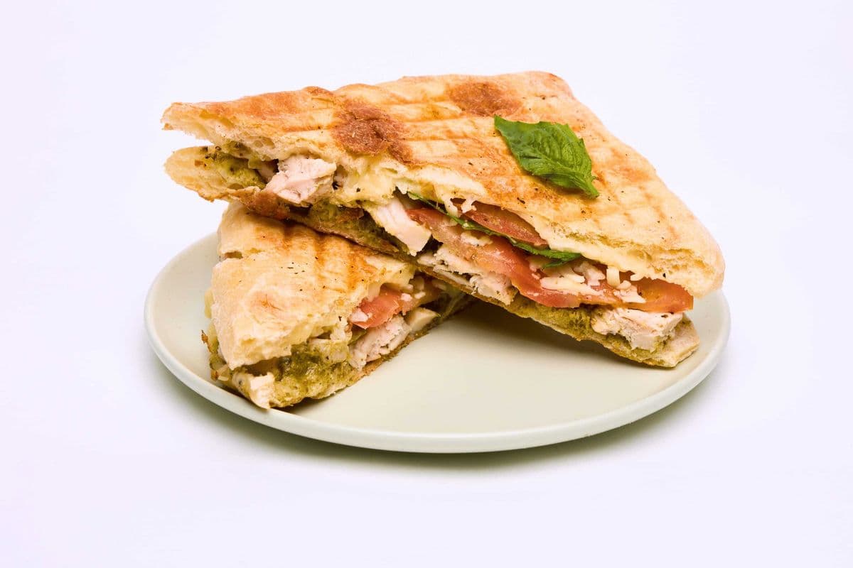 Grilled Chicken Pesto Panini 🥖