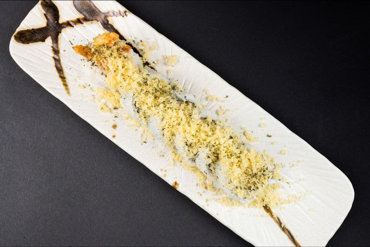 Crunch Prawn Roll (8 Pieces)