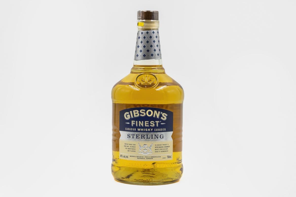 Gibson's Finest Sterling Edition (750 ml) (1 x 750)