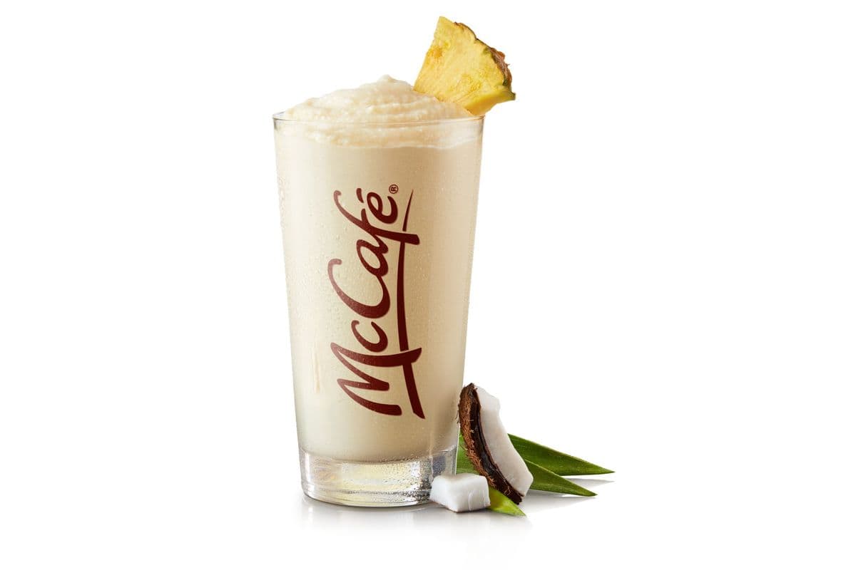 Tropical Coconut Pineapple Real Fruit Smoothie [240.0 Cals]