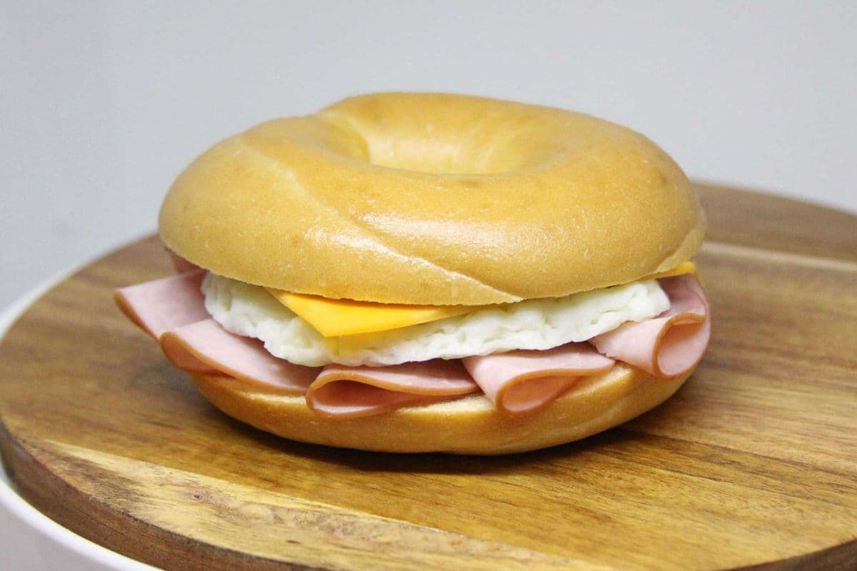 Ham egg & cheese Bagel