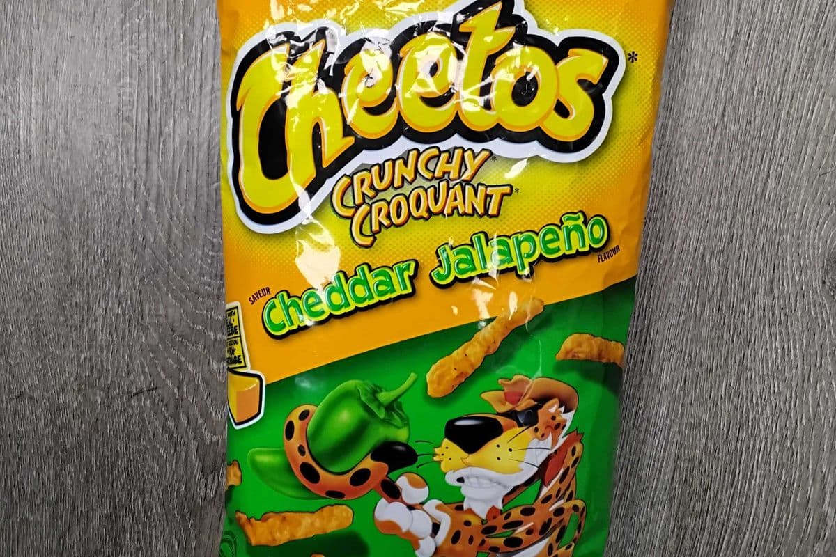 Cheetos crunchy cheddar jalapeno 285g