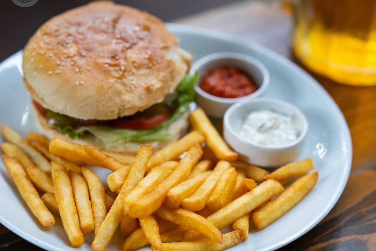 Crispy Paneer Burger