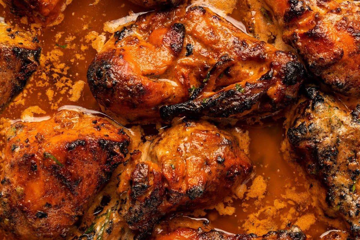 Spicy BBQ Tandoori Chicken Gravy Combo (Full Chicken)
