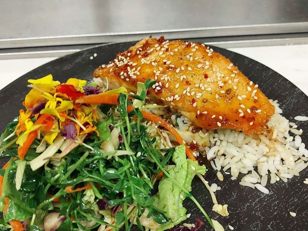 Korean BBQ Salmon Bowl 