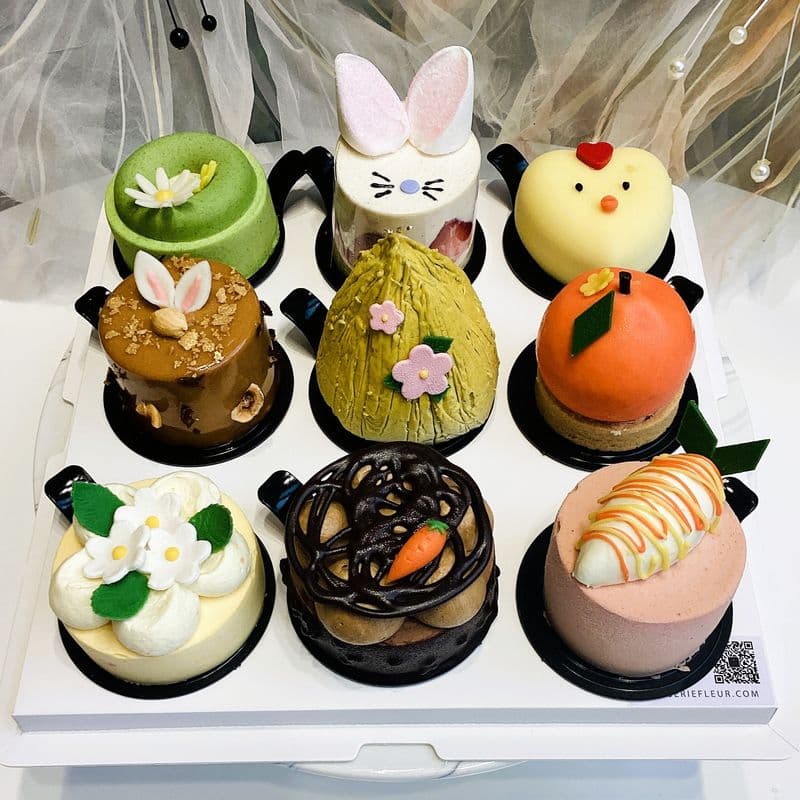 Mini Cakes Gift Set (9 pcs)