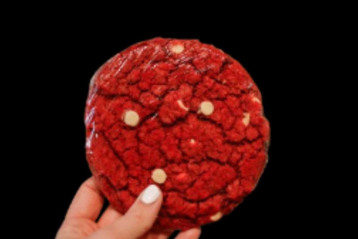 Red Velvet White chocolate chip Cookie