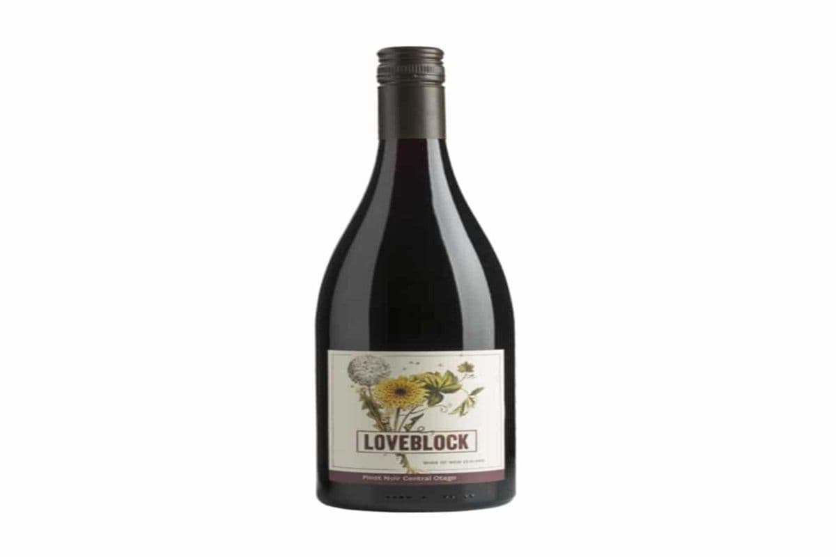 LOVEBLOCK PINOT NOIR (750ML) (1 x 750ML)