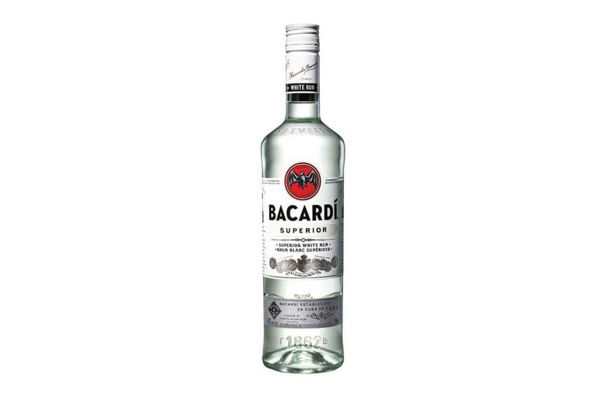 Bacardi White Rum (1 x 750ml)