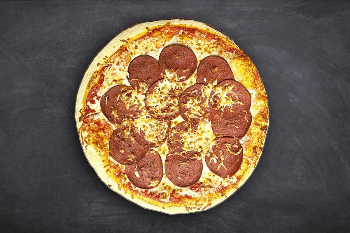 Pizzas 10" - Pizza Pepperoni et Fromage / Pepperoni and Cheese Pizza