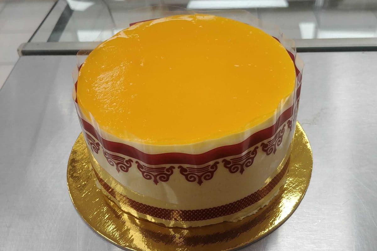 3.5" Mango Mousse Cake