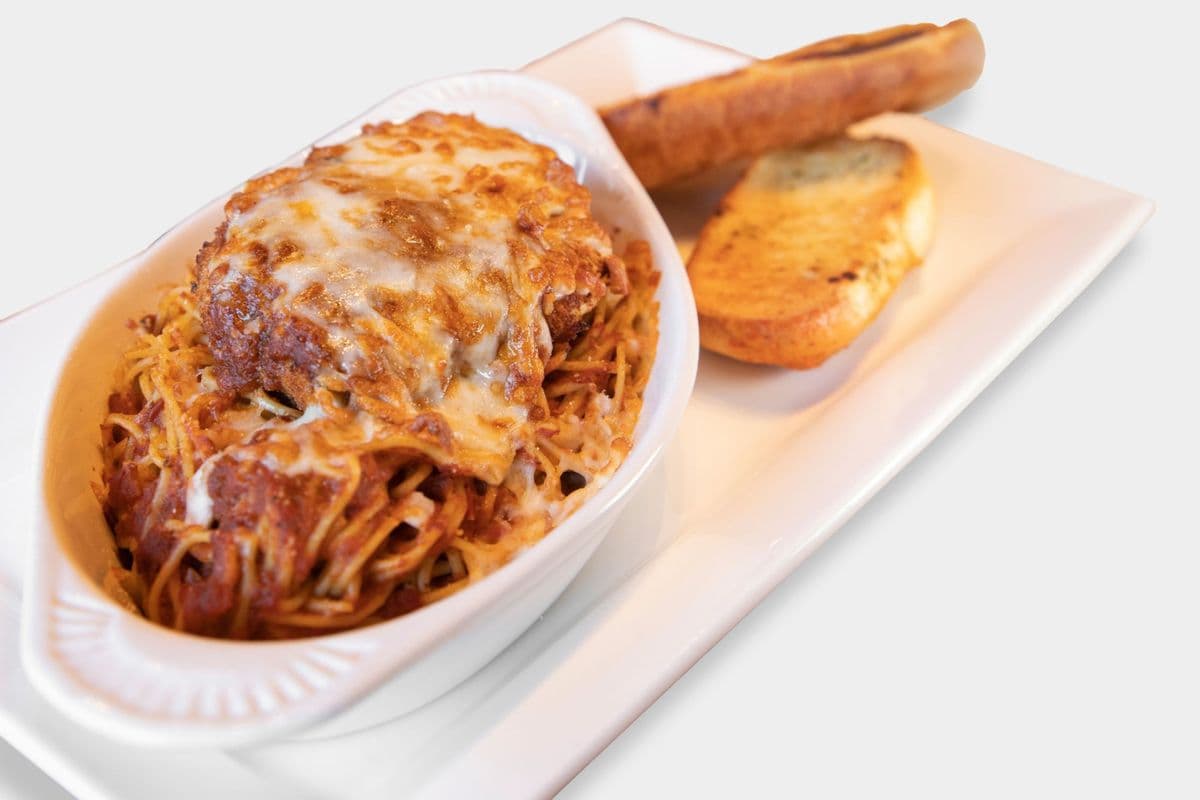 CHICKEN PARMESAN + SPAGHETTI POMODORO