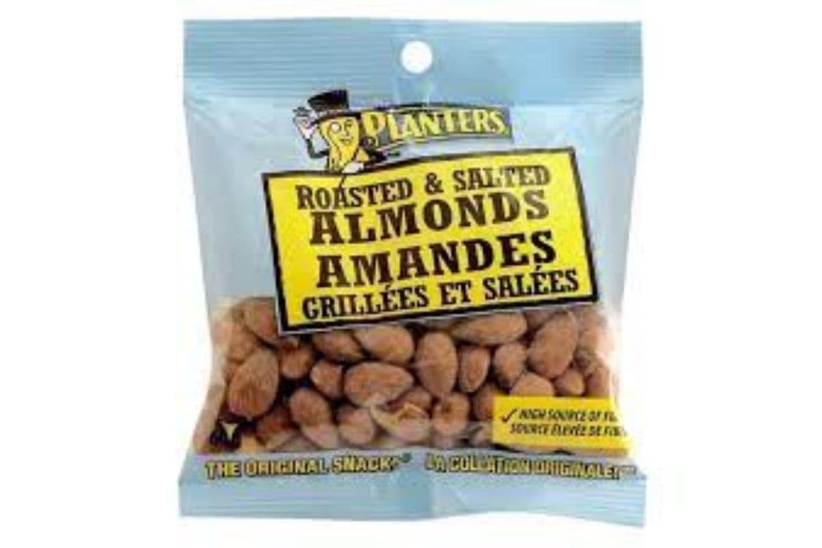 Planters Roasted & Salted Almonds (60g)