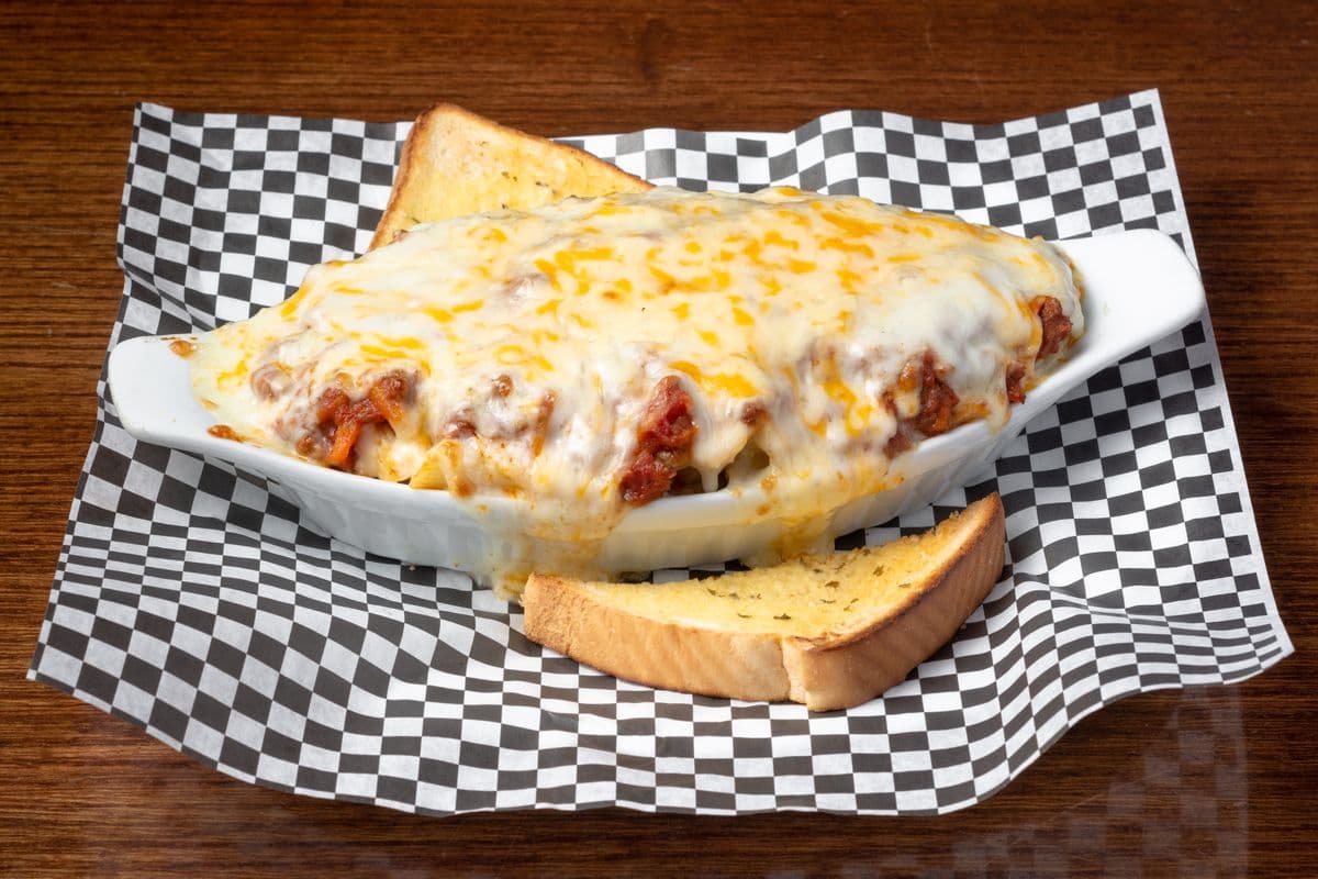 Baked Pasta with Garlic Bread