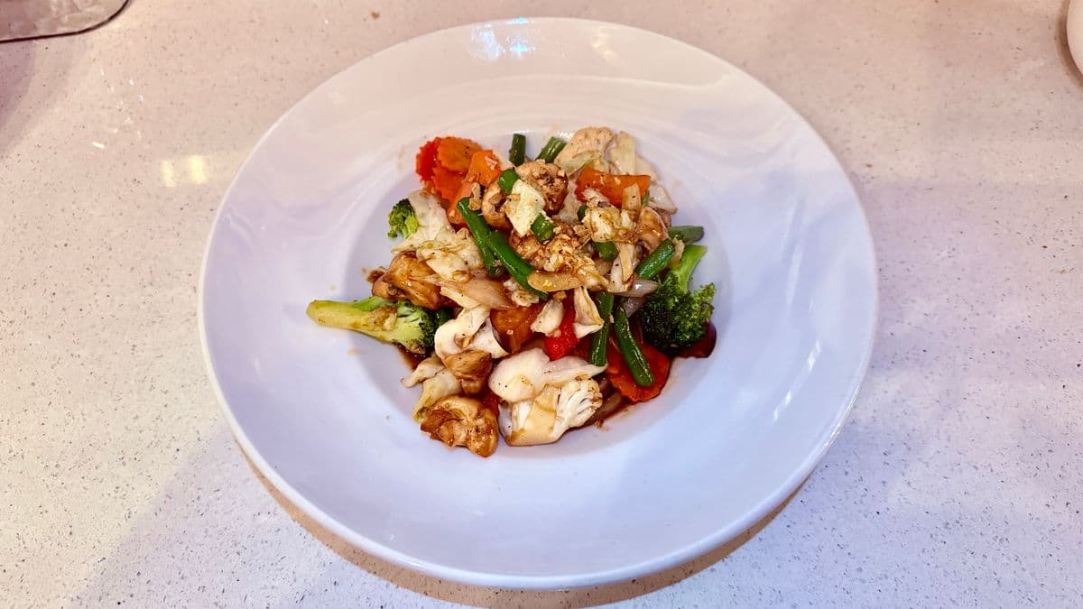 Stir-Fried Vegetables (Pad Phak Ruam)