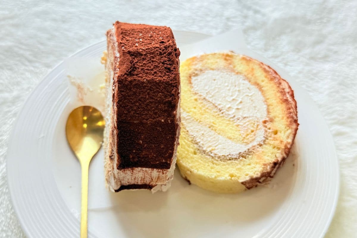 Tiramisu Swiss Rolls