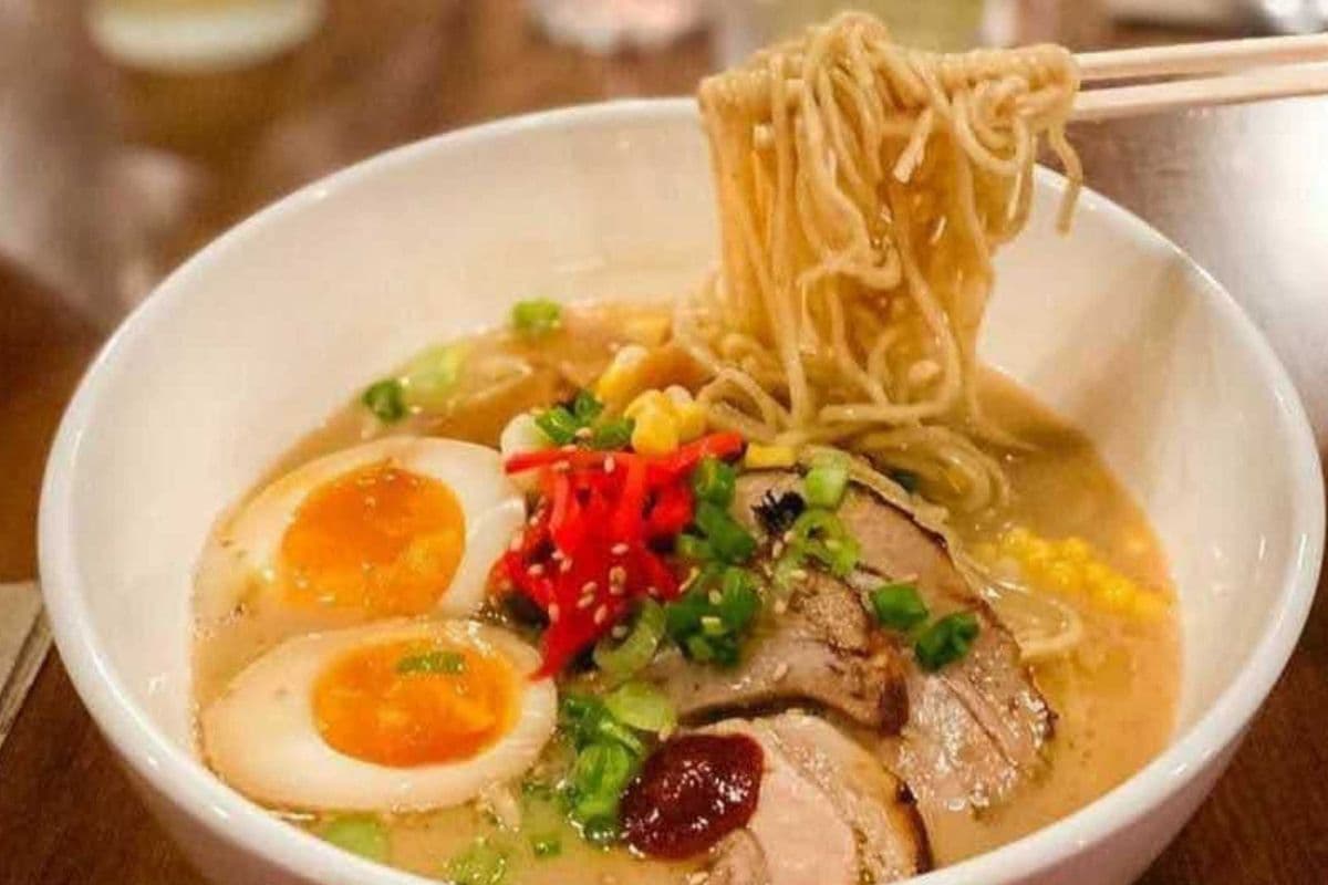 Original Tonkotsu Ramen (Shio/Salt base with light miso)