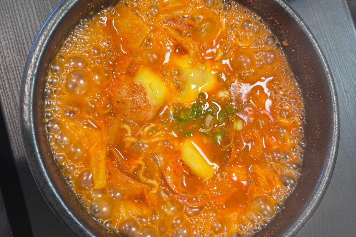 Budae Jjigae 부대찌개