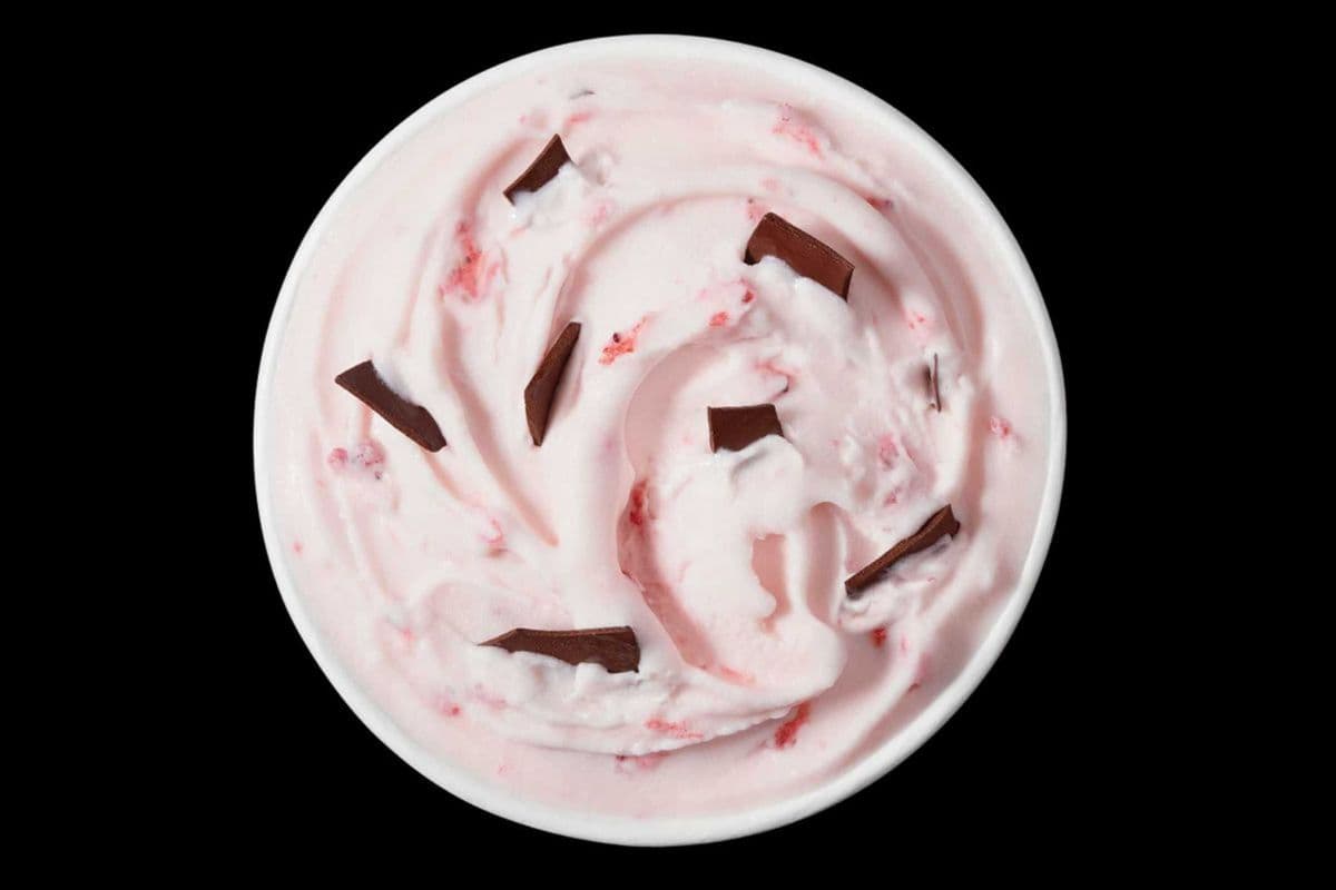 NEW! Dipped Strawberry Cheesecake Blizzard® Treat